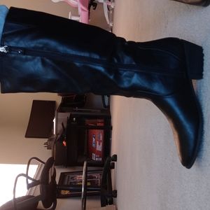 Dr Scholl's knee high boots